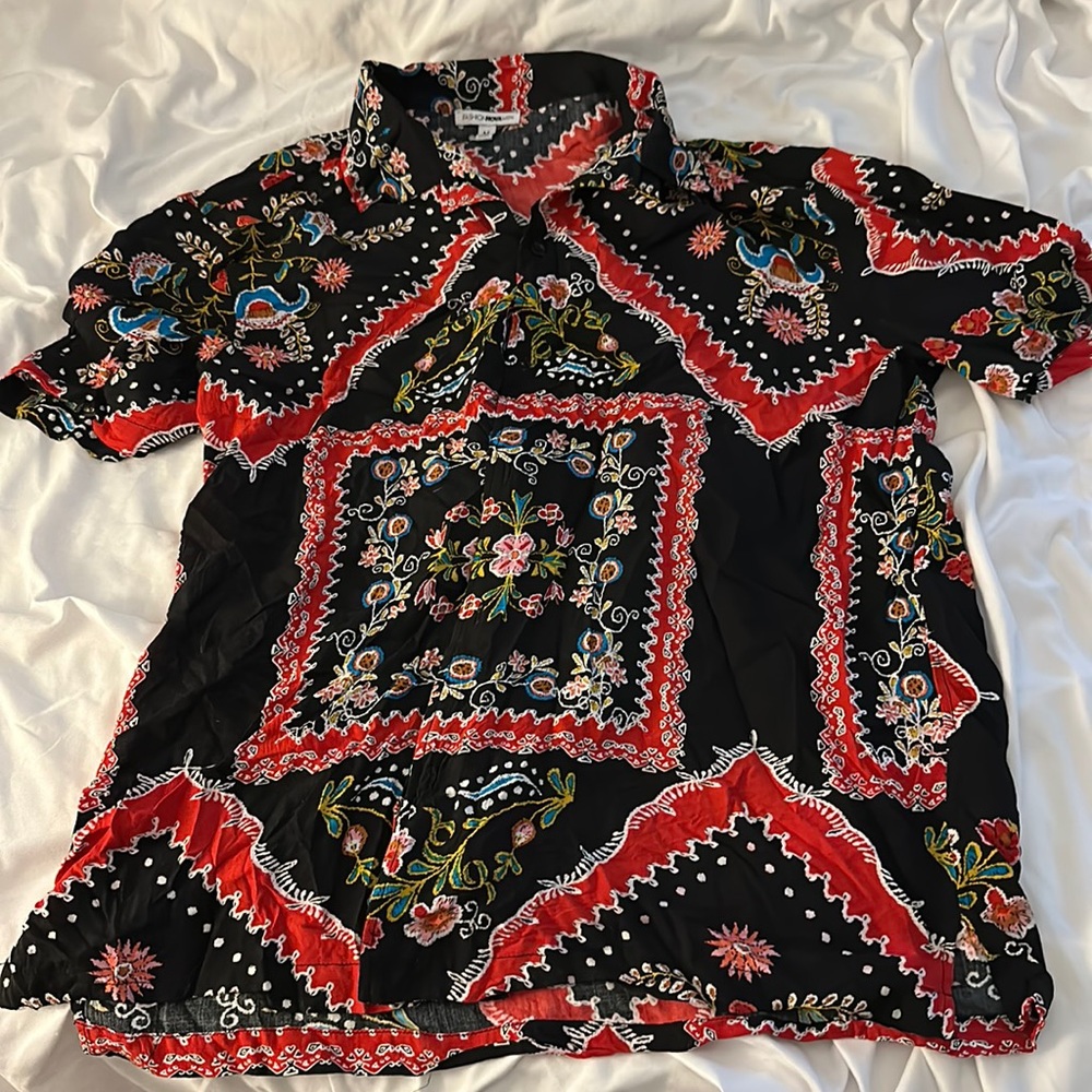 Fashion Nova Men’s button down shirt